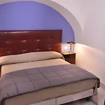 Petrucci Garden Bed & Breakfast Neapol