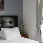 Petrucci Garden Неаполь