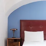 Petrucci Garden Неаполь