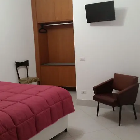 Bed and breakfast Petrucci Garden 4*