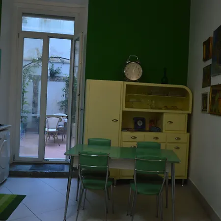 Petrucci Garden Bed & Breakfast 4*