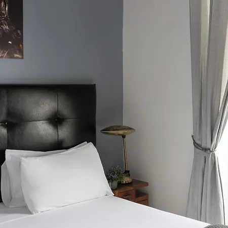 Petrucci Garden לינה וארוחת בוקר 4*