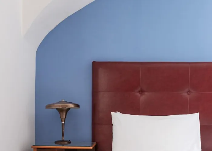 Petrucci Garden Неаполь