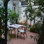 Petrucci Garden نابولي