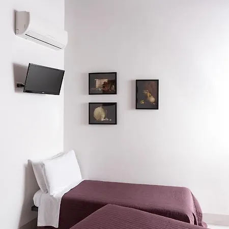 Petrucci Garden לינה וארוחת בוקר 2*